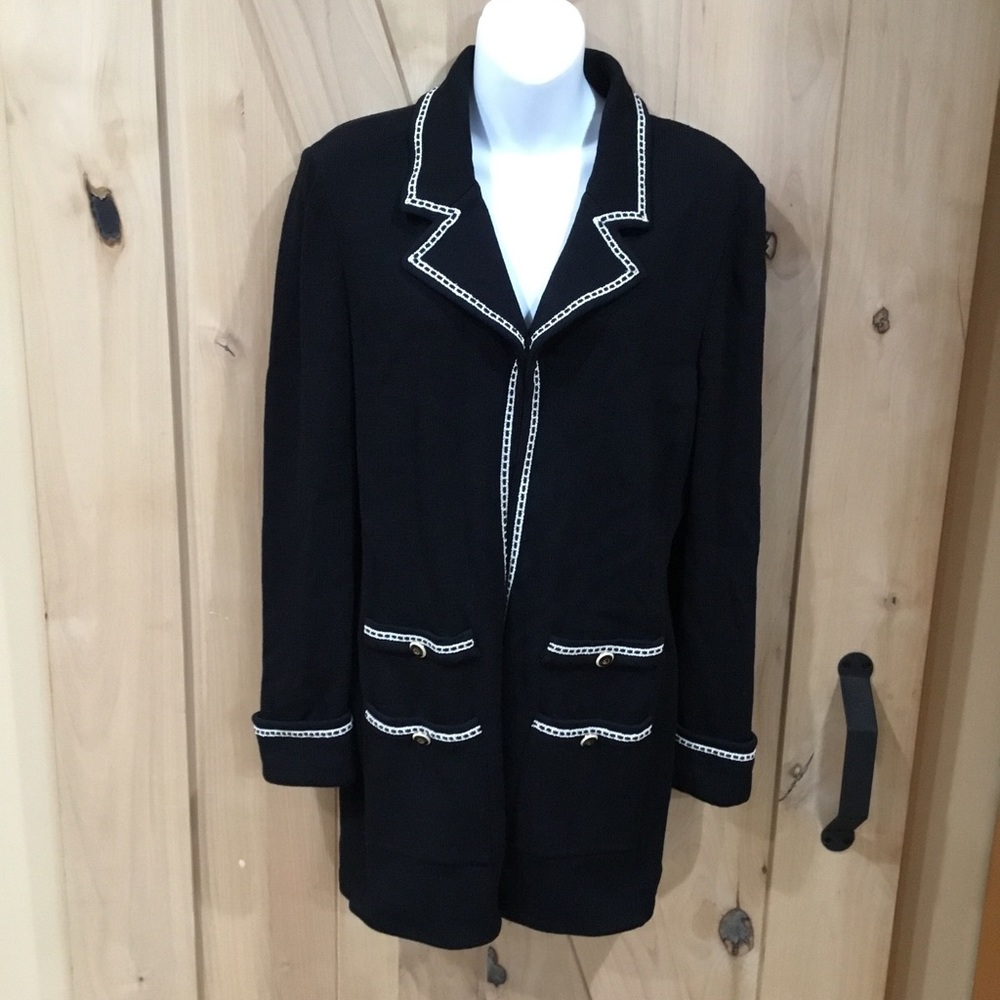 Womens St. John Collection Knit Blazer Jacket Collared Closure Black Size 8.